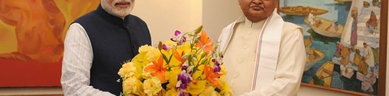 The Governor of Madhya Pradesh, Shri Ram Naresh Yadav calling on the ...
