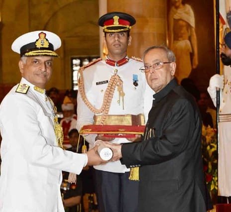 The President, Shri Pranab Mukherjee presenting the Ati Vishisht Seva Medal at ..