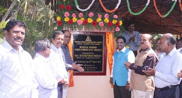 B. SURENDER MOHAN,CMD ,NEYVELI,INAUGRATES VERMICOMPOST-ECO ..