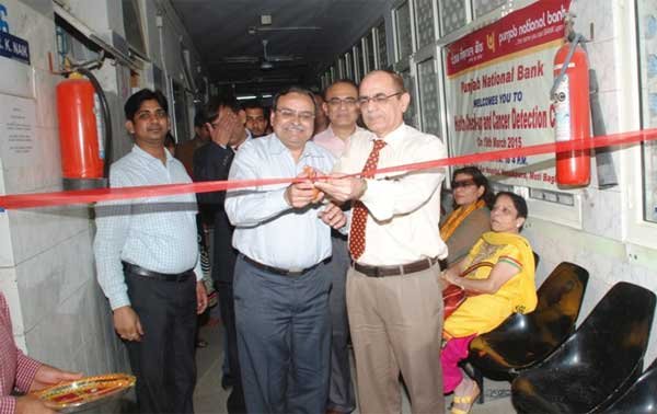 PNB SOUTH DELHI CIRCLE ORGANIZE FREE HEALTH CHECKUP  AND CANCER DETECTION CAMP