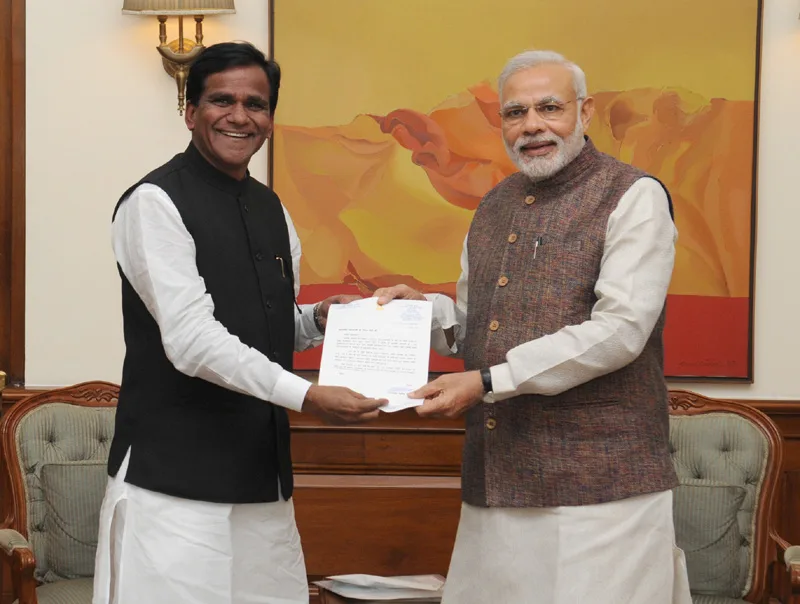 The Minister of State for Consumer Affairs, Food and Public Distribution, Shri Raosaheb Dadarao Danve..