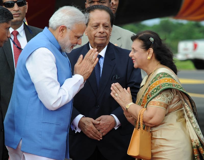 The Prime Minister, Shri Narendra Modi at the ceremonial reception, in Sir ..