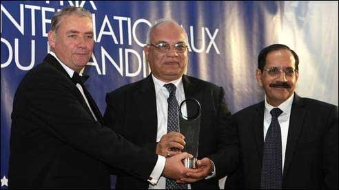 SBI WINS BANK OF THE YEAR AWARD AT THE WORLD BANKING AWARDS HELD AT PARIS