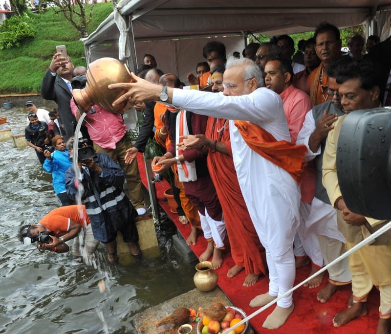 The Prime Minister, Shri Narendra Modi at Ganga Talao, in Mauritius