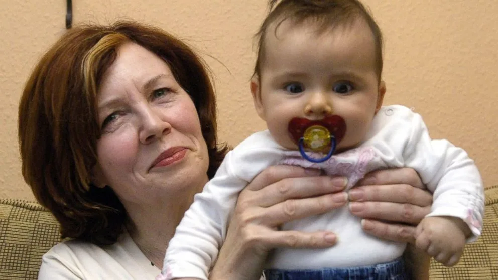 AT 65 GERMAN MOTHER OF 13 ,GETS READY TO GIVE BIRTH TO QUADRUPLETS THIS TIME