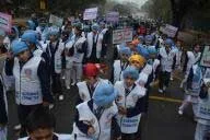 THE DELHI SIKH GURUDWARA MANAGING COMMITTEE SENDS 25000 FOOD PACKETS TO QUAKE HIT NEPAL