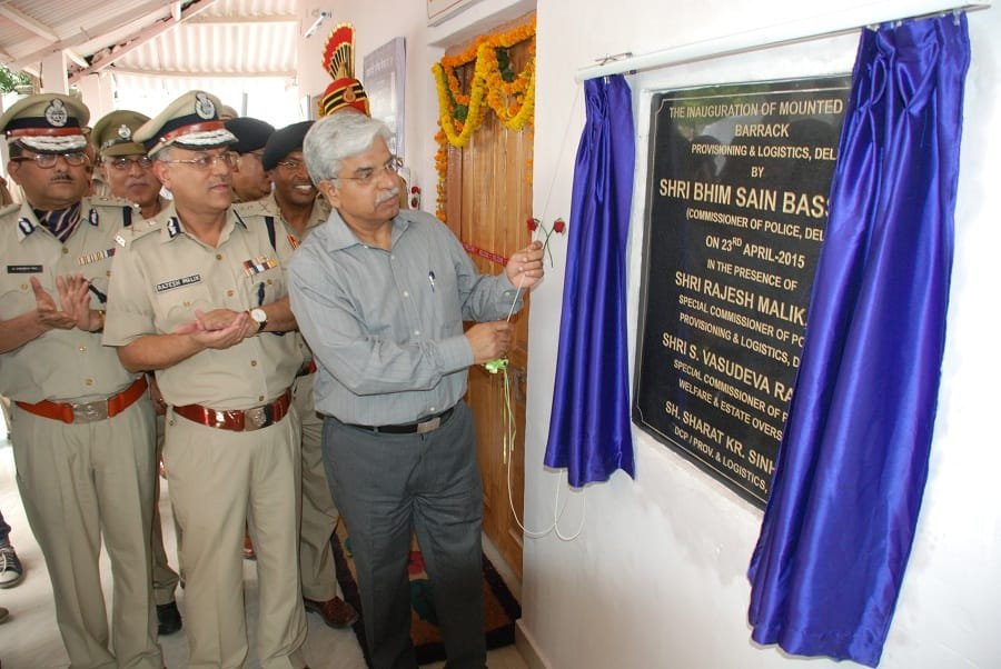 DELHI POLICE COMMISSIONER INAUGRATES MODEL BARRACK AND RECREATION CENTRE