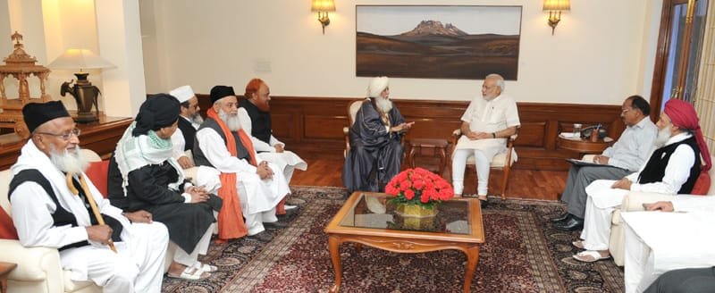 Senior leaders of Muslim Community calls on the Prime Minister, Shri Narendra Modi, in New Delhi