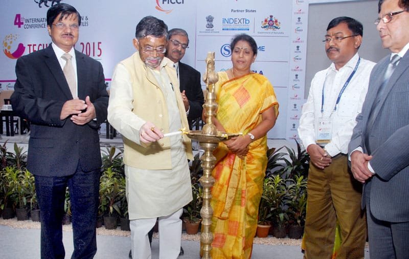The Minister of State for Textiles (Independent Charge), Shri Santosh Kumar Gangwar..
