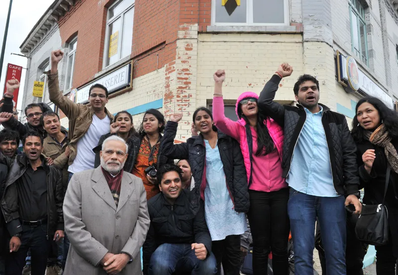 The Prime Minister, Shri Narendra Modi interacting with the people of Indian origin ..
