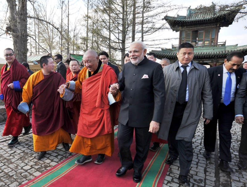 The Prime Minister, Shri Narendra Modi visiting the Gandan Monastery, in Mongolia