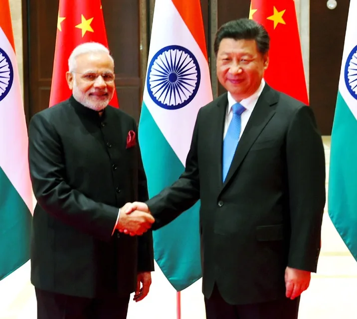 The Prime Minister, Shri Narendra Modi with the President of the People’s Republic of China, Mr. Xi Jinping..