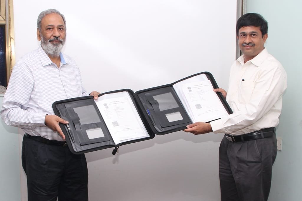 NTPC and IITB sign MoU for R& D