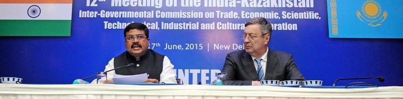 The Minister of State for Petroleum and Natural Gas (Independent Charge), Shri Dharmendra ..