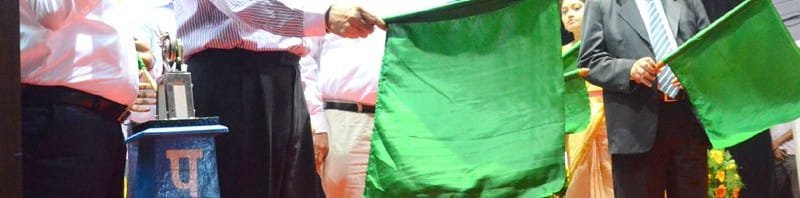The Union Minister for Railways, Shri Suresh Prabhakar Prabhu flagging off EMU trains ..