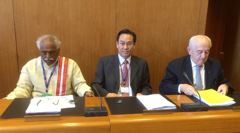 The Minister of State for Labour and Employment (Independent Charge), Shri Bandaru Dattatreya ..