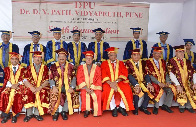 The President, Shri Pranab Mukherjee in a group photograph at the Sixth Convocation of ..