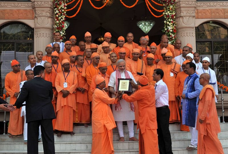 The Prime Minister, Shri Narendra Modi visits Ramakrishna Mission, in Dhaka, Bangladesh