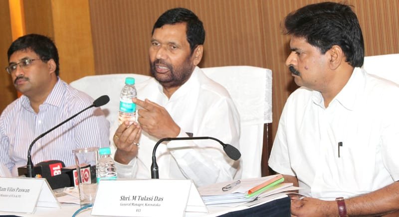 The Union Minister for Consumer Affairs, Food and Public Distribution, Shri Ram Vilas Paswan ..