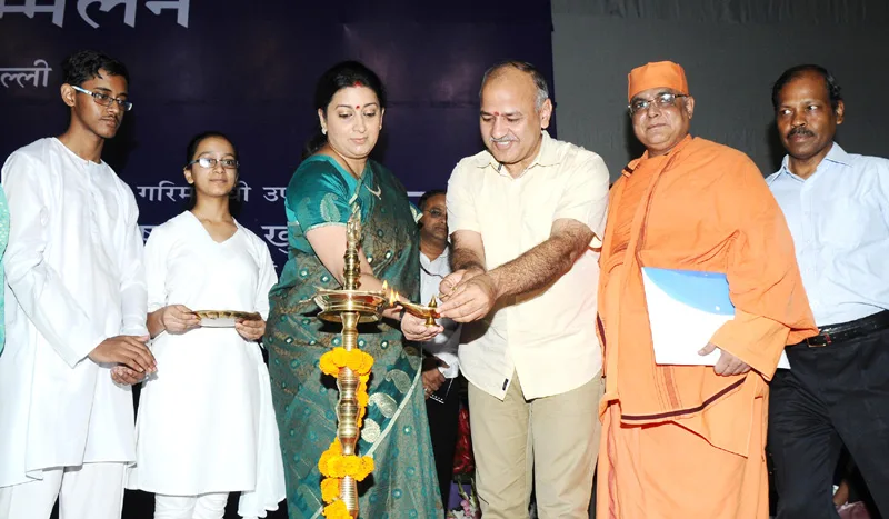The Union Minister for Human Resource Development, Smt. Smriti Irani with the..
