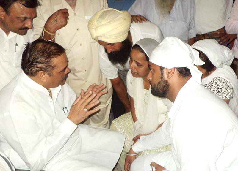 The Minister of State for Social Justice & Empowerment, Shri Vijay Sampla offers…