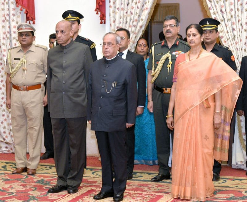 The President, Shri Pranab Mukherjee at a dinner hosted by the Governor of Telangana and..