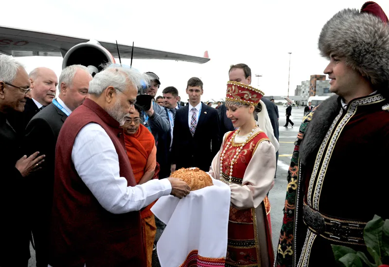 The Prime Minister, Shri Narendra Modi being traditionally welcomed on his arrival at Russian city of Ufa