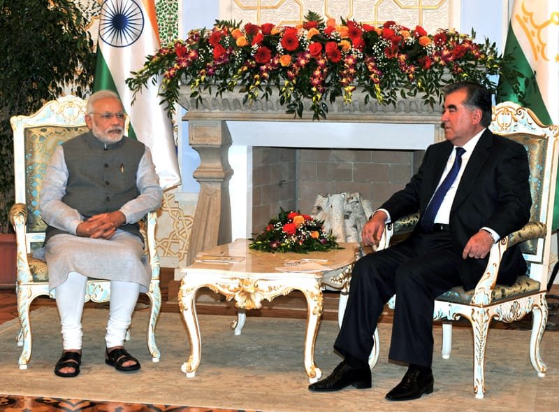 The Prime Minister, Shri Narendra Modi’s tete-a-tete with the President of Tajikistan, …