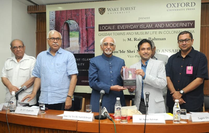 The Vice President, Shri Mohd. Hamid Ansari releasing a book entitled “Locale, Everyday Islam and ..