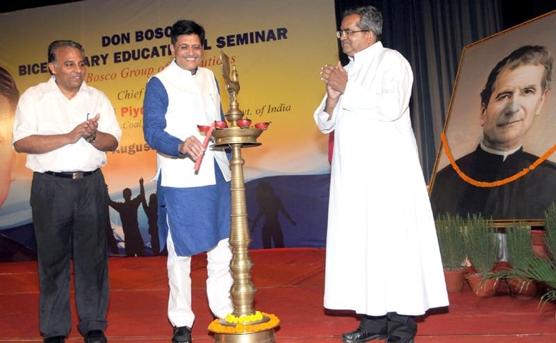 The Minister of State (Independent Charge) for Power, Coal and New and Renewable Energy,..