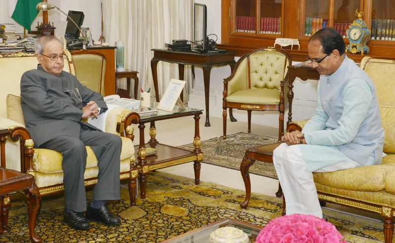 The Chief Minister of Madhya Pradesh Shri Shivraj Singh Chouhan meeting the ..