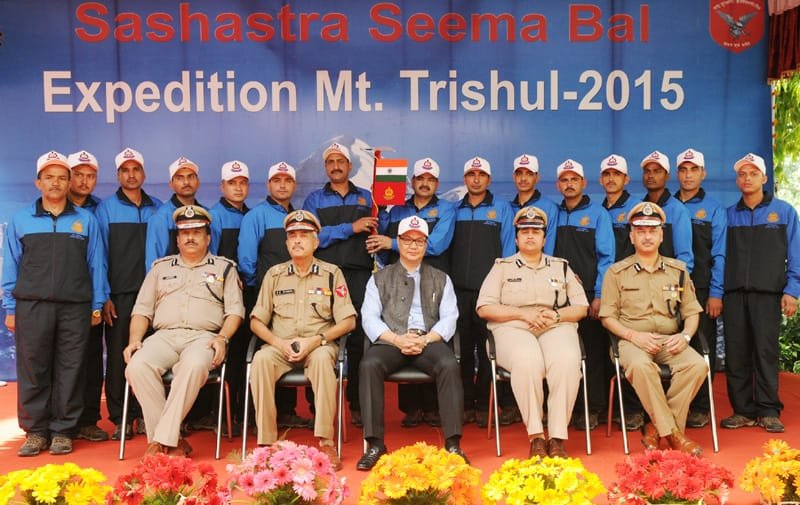 The Minister of State for Home Affairs, Shri Kiren Rijiju in a group photograph at..