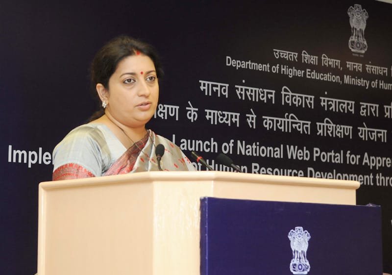 The Union Minister for Human Resource Development, Smt. Smriti Irani addressing ..