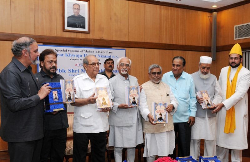 The Vice President, Shri Mohd. Hamid Ansari releasing a publication on ‘Hazrat Khwaja Nizami’, ..