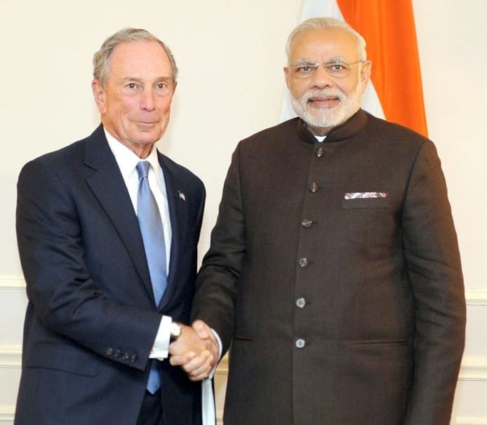 The Prime Minister, Shri Narendra Modi meeting the former New York Mayor, Mr. Mike Bloomberg, in New York