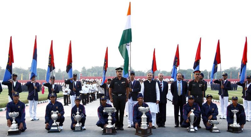 The Minister of State for Planning (Independent Charge) and Defence, Shri Rao Inderjit Singh ..