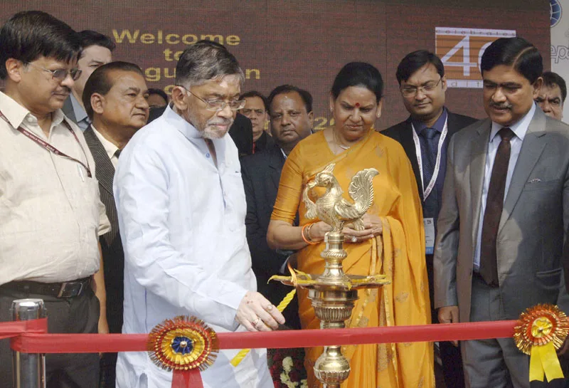 The Minister of State for Textiles (Independent Charge), Shri Santosh Kumar Gangwar..