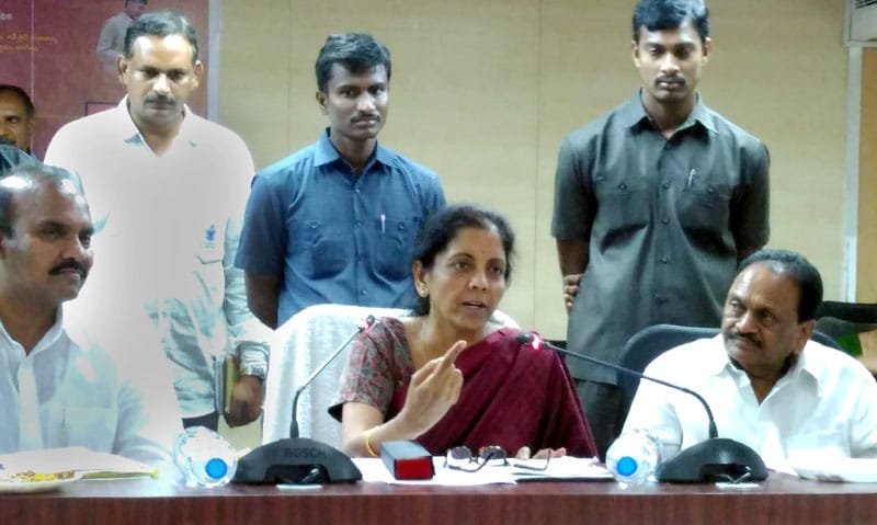 The Minister of State for Commerce & Industry (Independent Charge), Smt. Nirmala Sitharaman ..
