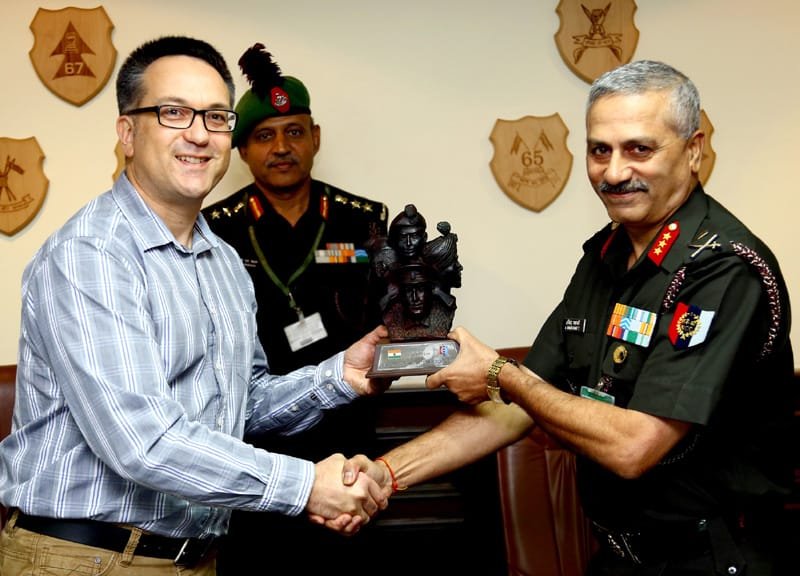 The DG NCC, Lt. Gen. Aniruddha Chakravarty presenting a memento to the Lt. Col. Michael Karl Walter Schwab, ..