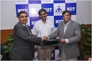 THE AIRPORTS AUTHORITY OF INDIA ENTERS INTO AN AGREEMENT WITH NIIT ..