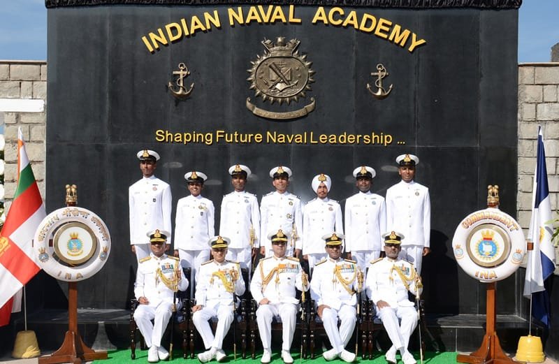The Chief of Naval Staff, Admiral R.K. Dhowan with the medal winners, Flag Officer..