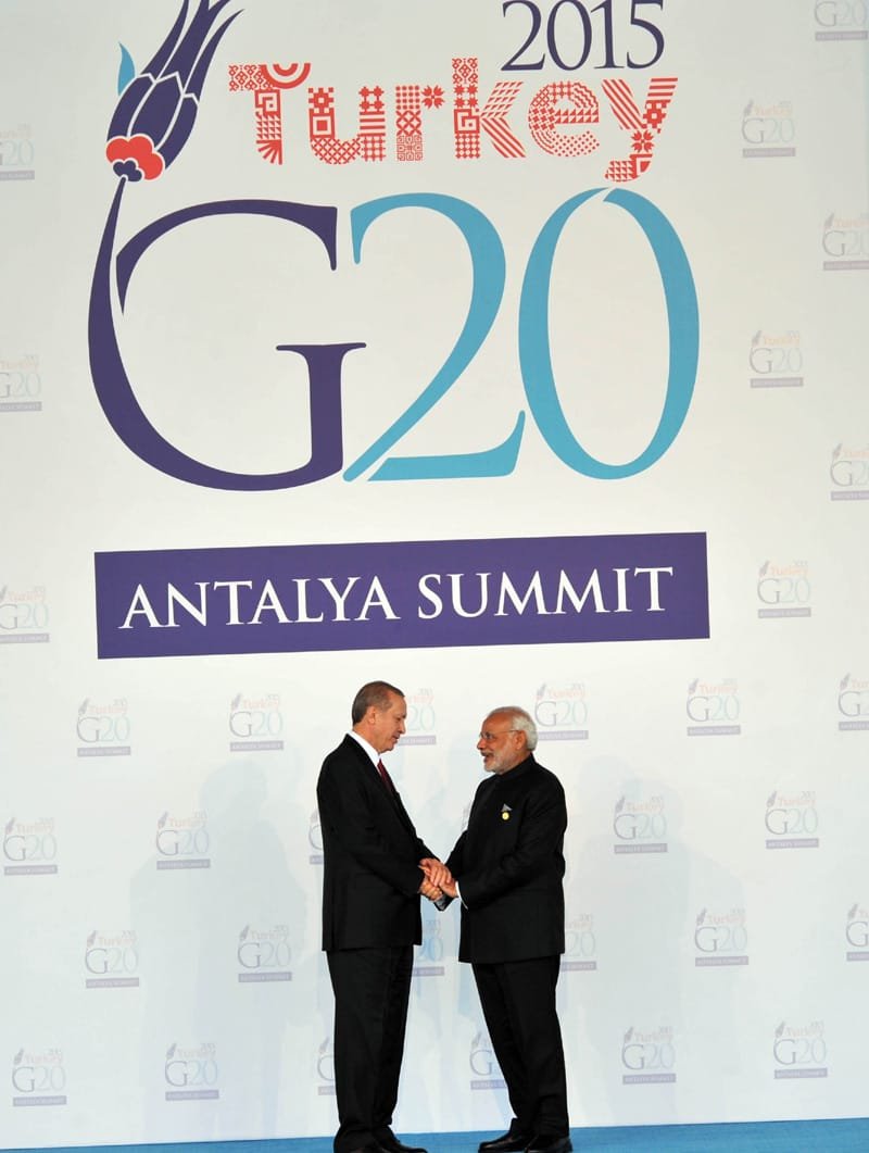 The Prime Minister, Shri Narendra Modi being welcomed by the President of Turkey, ..