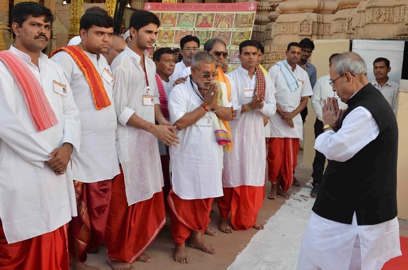 The President, Shri Pranab Mukherjee visiting the Somnath Temple, in Gujarat
