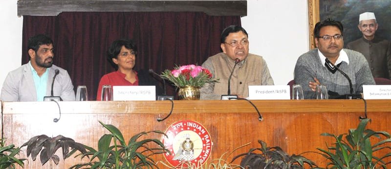 The Member Staff Railway Board and President, RSPB, Shri Pradeep Kumar addressing ..