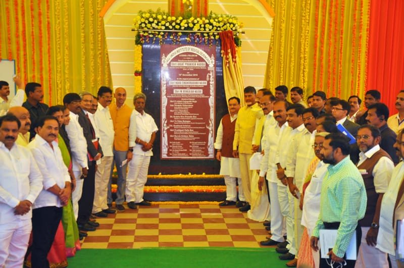 The Union Minister for Health & Family Welfare, Shri J.P. Nadda unveiled the plaque ..