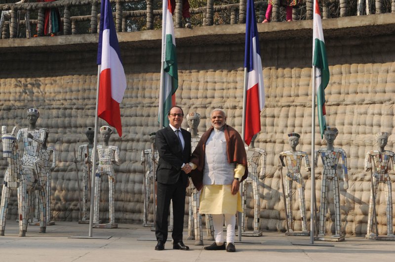 The Prime Minister, Shri Narendra Modi and the President of France, Mr. Francois Hollande..