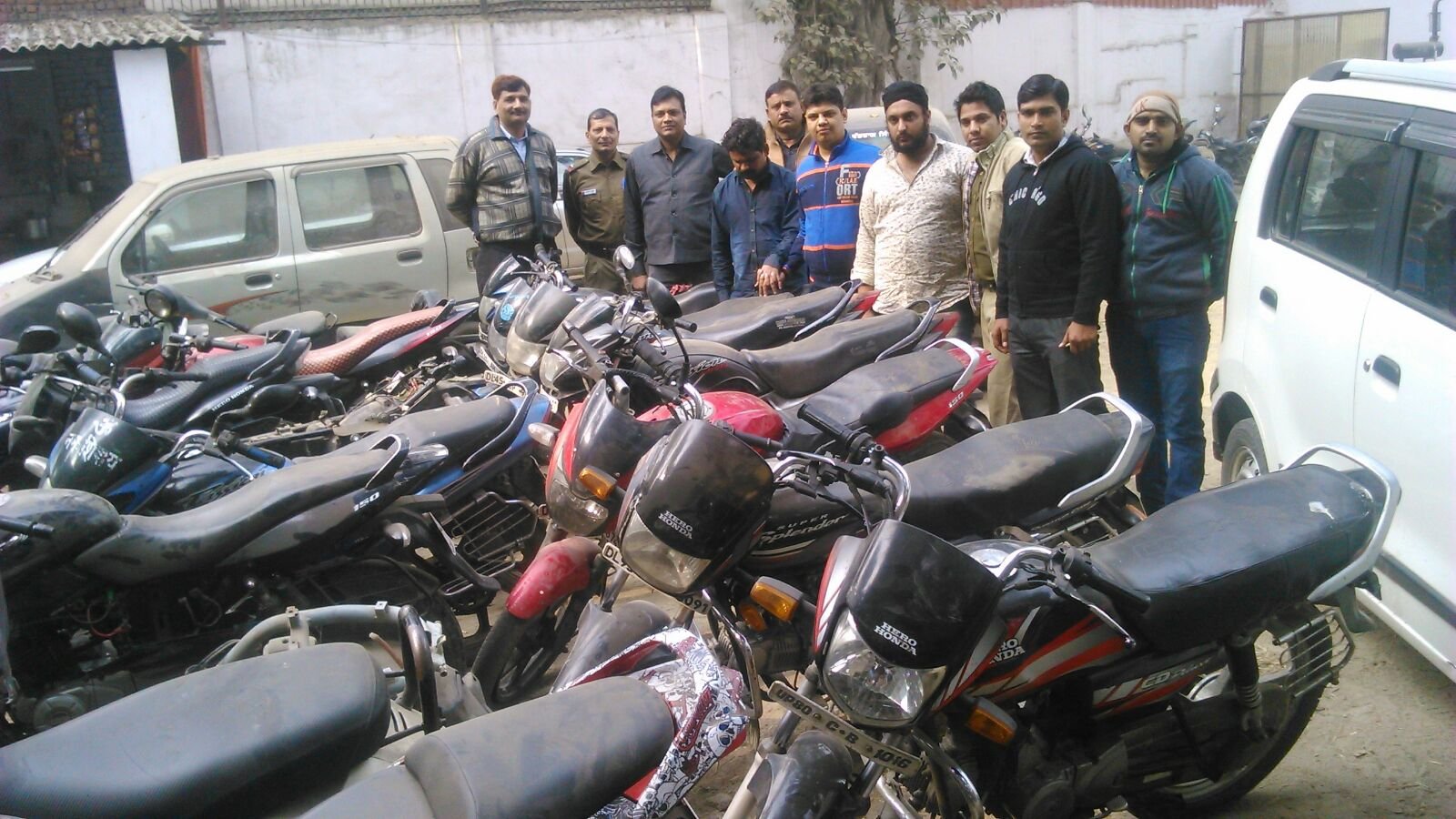 CRIME BRANCH DELHI BUSTS AUTO-THIEVES GANG SELLING STOLEN CARS AND BIKES..