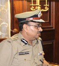 CP DELHI ALOK KUMAR VERMA HOLDS LAW & ORDER MEETING WITH  TOP OFFICIALS