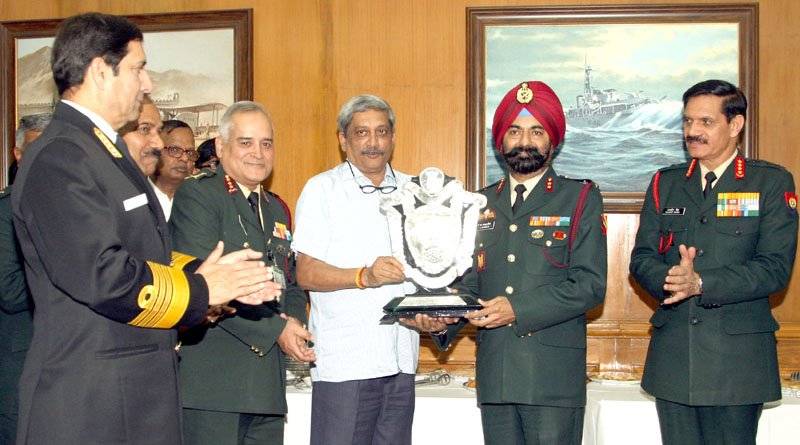 The Union Minister for Defence, Shri Manohar Parrikar presenting the Raksha Mantri’s Trophy ..