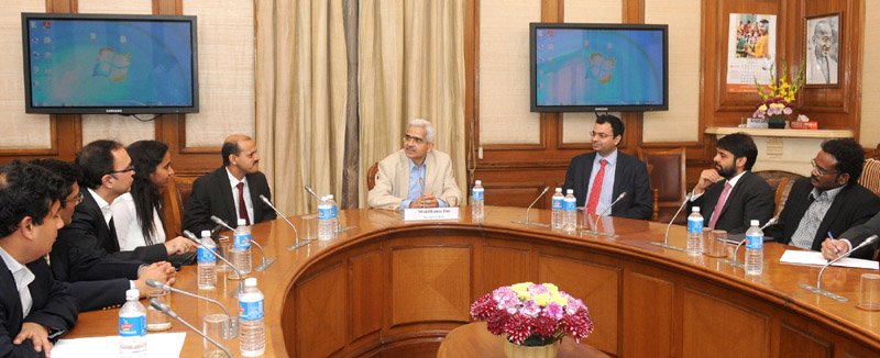 The Secretary, Department of Economic Affairs, Shri Shaktikanta Das meeting with ..
